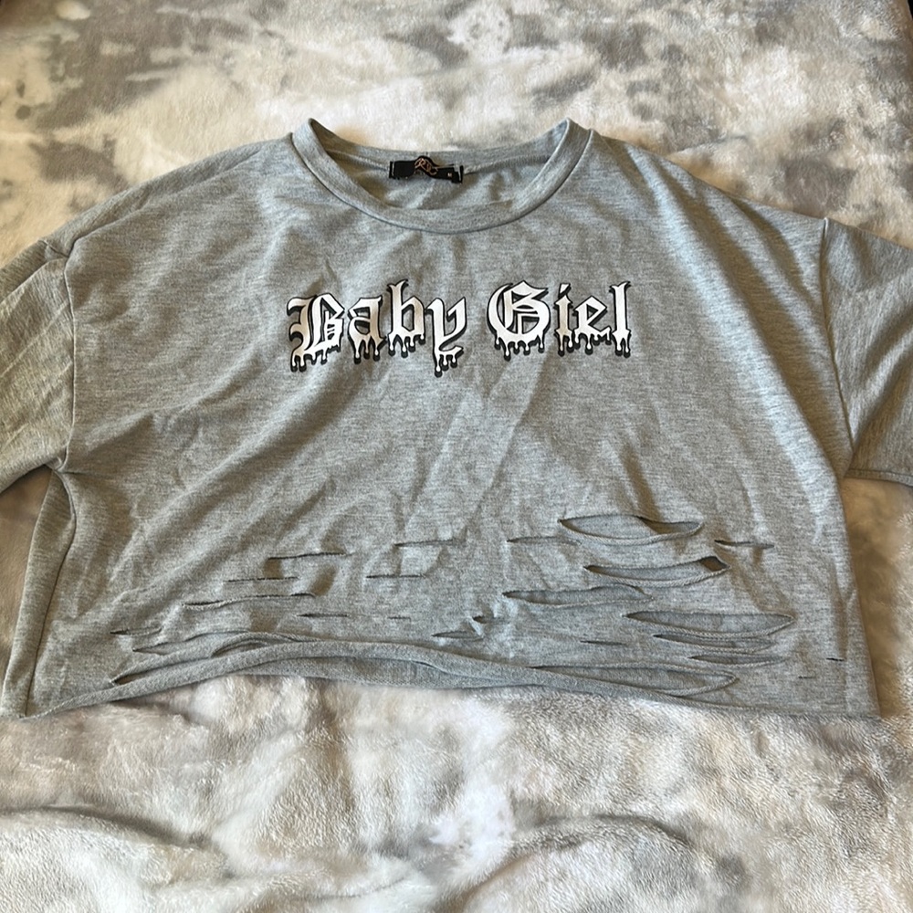 Baby girl cut crop